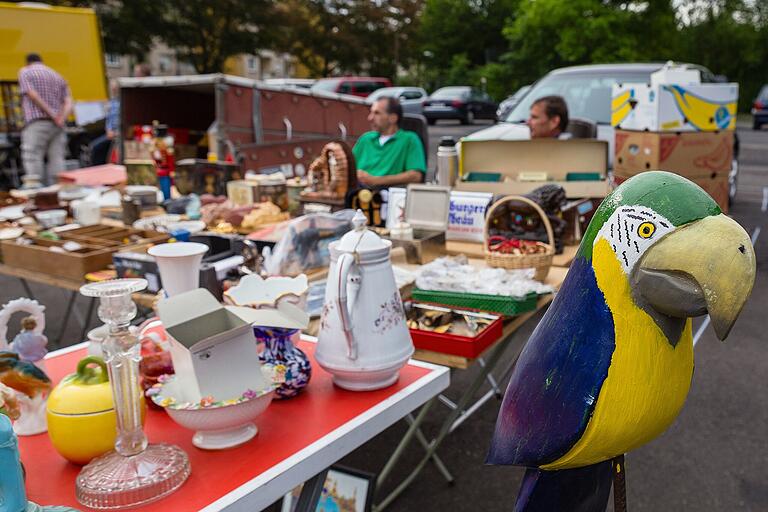 Am Samstag wird der Volksfestplatz in Schweinfurt zu einem großen Flohmarkt. Am Samstag wird der Volksfestplatz in Schweinfurt zu einem großen Flohmarkt.