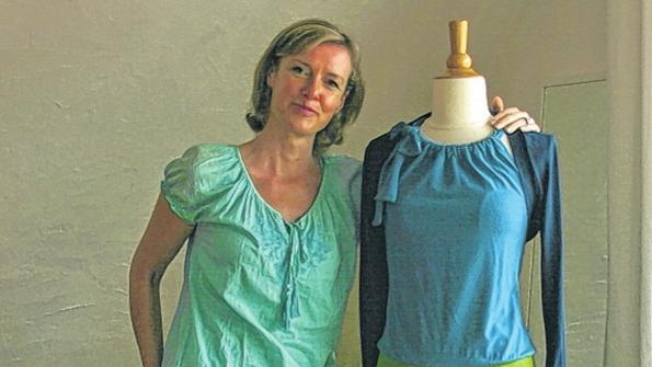 Mode aus Wiesentheid: Julia Rau arbeitet als selbstständige Modedesignerin und verkauft ihre Artikel über dawanda.com