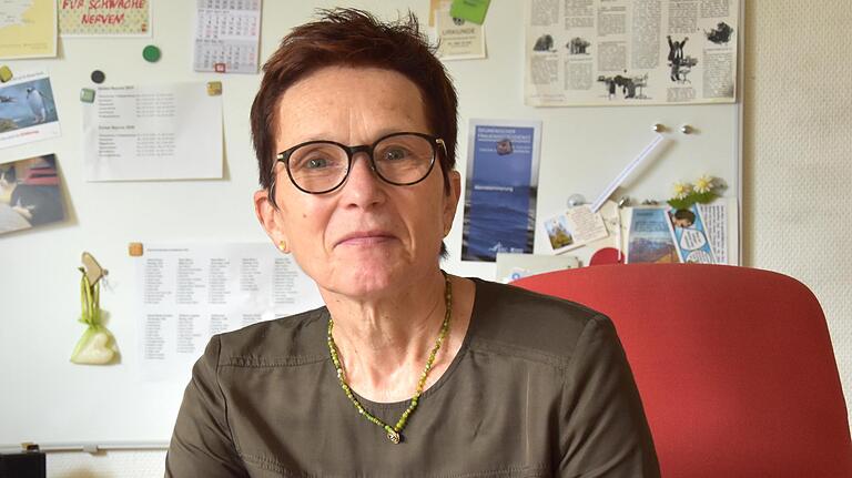 Ruth Belzner, Leiterin der Telefonseelsorge Würzburg/Main-Rhön, steht mit ihrem Team Anrufern rund um die Uhr mit einem offenen Ohr zur Verfügung.