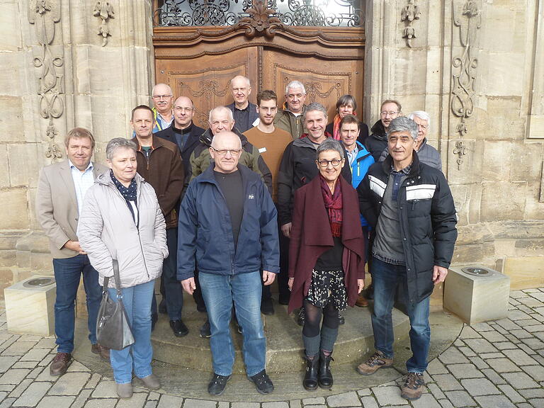 Im gemeinsamen Dialog beleuchteten Landwirte, Grundeigentümer und Vertreter der Gemeinde die bisher kontrovers diskutierte Flurneuordnung in Kolitzheim. Ziel des Workshops war es, das Für und Wider des Vorhabens zu beleuchten und gemeinsam ins Gespräch zu kommen.