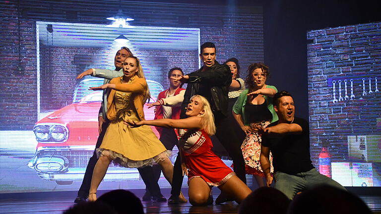 Unvergessliche Momente aus der Zeit, als Lieder aus 'Grease' im Radio rauf und runter liefen. Unvergessliche Momente aus der Zeit, als Lieder aus 'Grease' im Radio rauf und runter liefen.