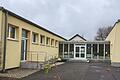 Für eine Senioren-Tagespflege muss der Eingang ins alte Schulhaus umgestaltet werden.