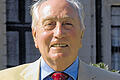 Dieter Schäfer 2007 im Hofgarten der Residenz Würzburg