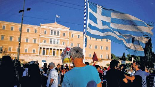 Gläserne Griechen: Ab 2015 können die griechischen Finanzämter online die Kontostände der Steuerpflichtigen abrufen &ndash; und Steuerschulden gegebenenfalls direkt abbuchen.