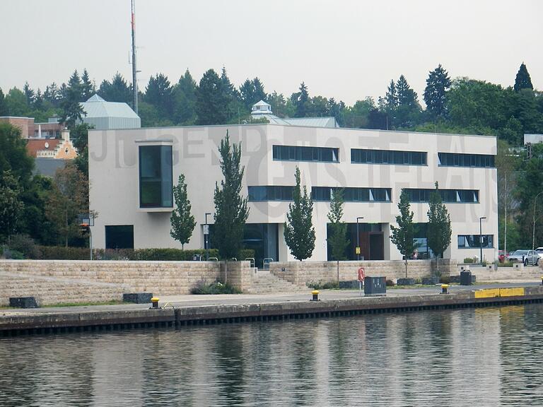 Eine Übergangslösung für wohnungssuchende Studierende könnte das Jugendgästehaus sein.