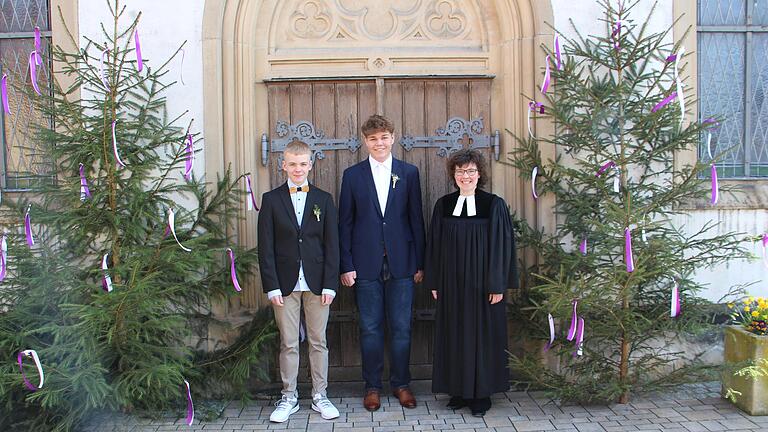 Pierre Höhn, Mika Steigmeier und Pfarrerin Christina Lungfiel. Pierre Höhn, Mika Steigmeier und Pfarrerin Christina Lungfiel.