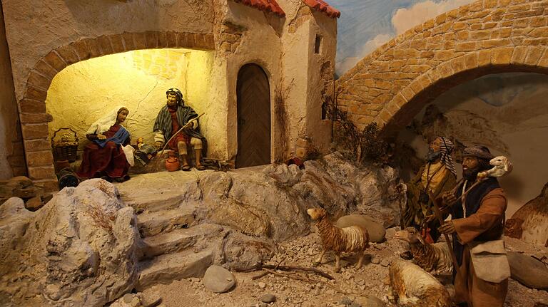 Orientalische Krippe von Bruno Steger. Orientalische Krippe von Bruno Steger.