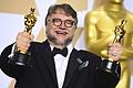 Oscars - Guillermo del Toro       -  Guillermo del Toro (&bdquo;Shape of Water&rdquo;) mit seinen Oscars für den besten Film und die beste Regie.