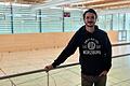 Dr. Andreas Petko ist Sportwissenschaftler an der Uni Würzburg. Im Interview gibt er Tipps zum Thema Rückenschmerzen im Arbeitsalltag.