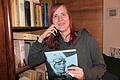Teresa Nätscher ist glücklich mit Büchern.&nbsp;