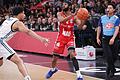 Bazou Kone (rechts) von den Würzburg Baskets spielte auch schon für die Hamburg Towers, denn der Deutsch-Ivorer ist in Hamburg geboren und aufgewachsen.