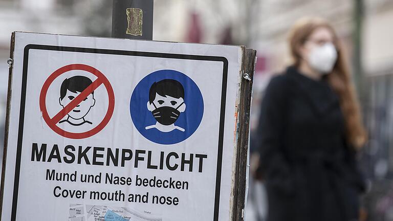 Plötzlich Hotspot: Was ist erlaubt, was verboten. Wir beantworten die wichtigsten Fragen unserer Leser. Symbolfoto: Boris Roessler/dpa Plötzlich Hotspot: Was ist erlaubt, was verboten. Wir beantworten die wichtigsten Fragen unserer Leser. Symbolfoto: Boris Roessler/dpa