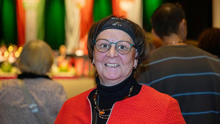 Gisela Fleckenstein, Vorsitzende des Frauenbundes Brendlorenzen, wünscht sich eine stärkere Integration der Vereine bei Veranstaltungen am Markplatz. Gisela Fleckenstein, Vorsitzende des Frauenbundes Brendlorenzen, wünscht sich eine stärkere Integration der Vereine bei Veranstaltungen am Markplatz.