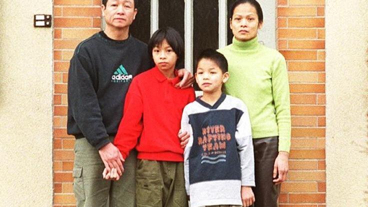 Angst vor der Abschiebung: die Familie 2001. Angst vor der Abschiebung: die Familie 2001.