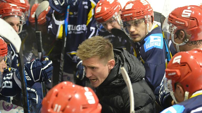 Trainer Semjon Bär&nbsp; geht mit seinen Mighty Dogs in die entscheidende Phase der Saison.