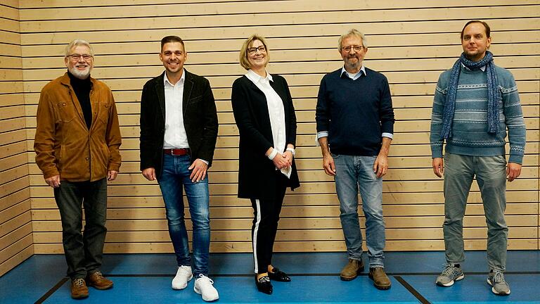 Auf dem Foto (v.l.): Bernd Langenfeldt, Philipp Spiegel, Susanne Kestler, Peter Reinhart und Dr. Florian Defregger.