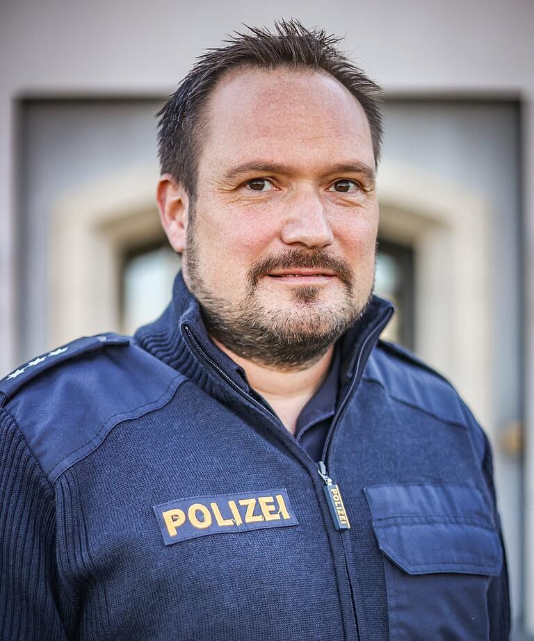 Jan Stoll, 40, Polizeihauptkommissar, ist stellvertretender Leiter PI Haßfurt und seit 2013 an der Dienststelle tätig.