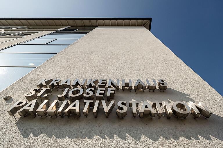 Seit 22 Jahren gibt es die Palliativstation des Krankenhauses St. Josef in Schweinfurt. Seit 22 Jahren gibt es die Palliativstation des Krankenhauses St. Josef in Schweinfurt.