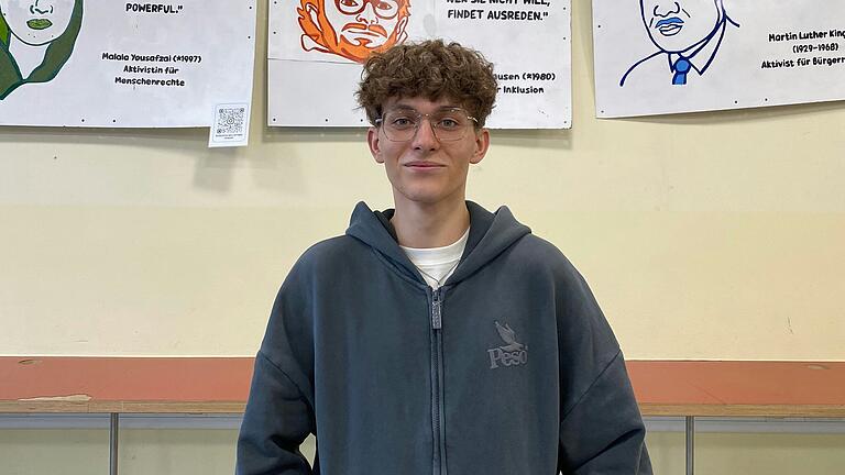 Jonas Guthermuth (18) aus Niederlauer wünscht sich eine stabile Wirtschaft in Deutschland. Jonas Guthermuth (18) aus Niederlauer wünscht sich eine stabile Wirtschaft in Deutschland.
