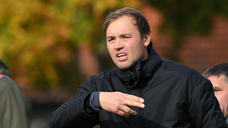 Trainer Julian Grell (TSV Aubstadt) hofft auf einen Heimsieg seiner Mannschaft gegen den FC Eintracht Bamberg.