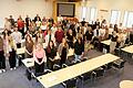 48 Anwärterinnen und Anwärter für das Lehramt traten zu Beginn des Schuljahres 2024/25 ihre neuen Stellen an Grund- und Mittelschulen in Stadt und Landkreis Würzburg an. Vertreter des Schulamts Würzburg sowie von Stadt und Landkreis begrüßten die angehenden Lehrkräfte einen Tag vor dem offiziellen Schulstart im Landratsamt.