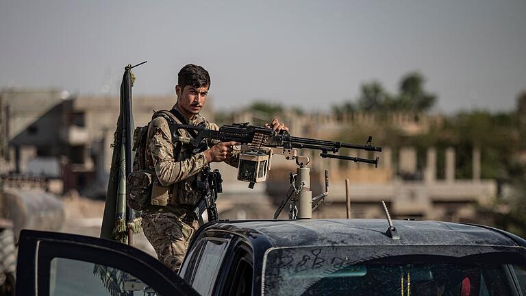 Konflikt in Ostsyrien - Besonders um die Stadt Kobane unweit der Grenze zur Türkei soll es weiterhin heftige Zusammenstöße geben. Konflikt in Ostsyrien - Besonders um die Stadt Kobane unweit der Grenze zur Türkei soll es weiterhin heftige Zusammenstöße geben.
