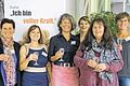 Engagiertes Team: Unser Foto zeigt die Wildwasser-Frauen Susanne Porzelt, Lenka Carella, Elisabeth Kirchner, Renate Schüßlbauer, Gisela Höhl und Daniela Quattländer (von links).