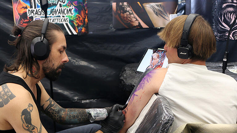 Impressionen von der 10. Schweinfurter Tattoo & Art Convention in der Frankenhalle in Sennfeld.
