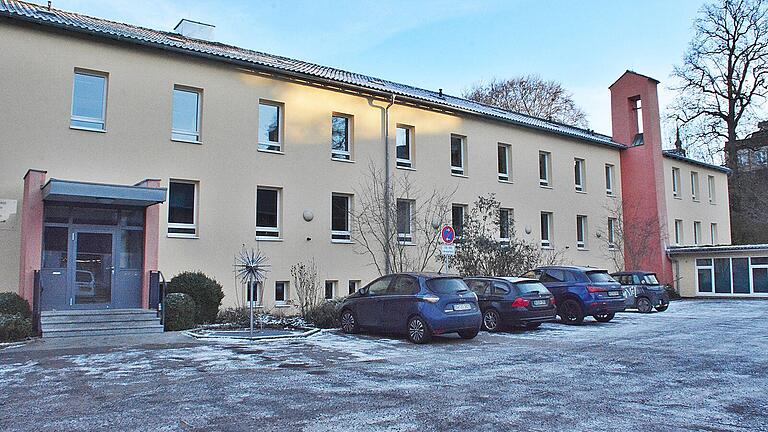 Um dieses Gebäude in der Kolpingstraße 18 in Bad Neustadt ging es unter anderem bei der Nachfrage der SPD Kreistagsfraktion. Hier ist zurzeit die IT-Abteilung untergebracht.