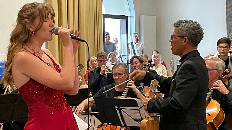 Katelyn Nuttall begeisterte mit der Ballade 'Over the Rainbow'. Katelyn Nuttall begeisterte mit der Ballade 'Over the Rainbow'.