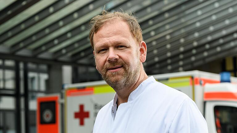 Dr. Matthias Held (50) ist Ärztlicher Direktor am Klinikum Würzburg Mitte. Per Tagebuch gibt er Einblicke in den Klinikalltag unter Corona-Bedingungen. Dr. Matthias Held (50) ist Ärztlicher Direktor am Klinikum Würzburg Mitte. Per Tagebuch gibt er Einblicke in den Klinikalltag unter Corona-Bedingungen.