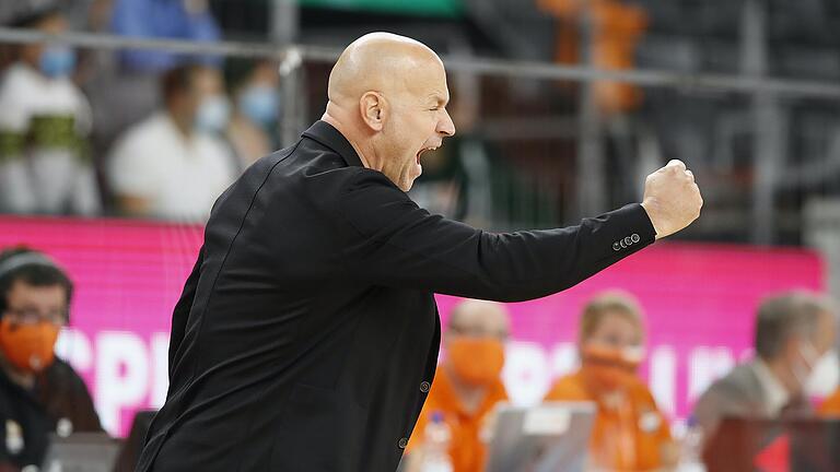 Baskets Headcoach Denis Wucherer - hier im Oktober bei der Partie gegen Ulm - sah im Testspiel gegen Bayreuth am Wochenende eine geschlossene Mannschaftsleistung.