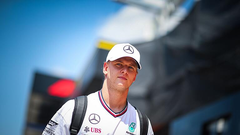 Mick Schumacher       -  Noch immer weiß er nicht, wo sein Weg 2025 hinführen wird.