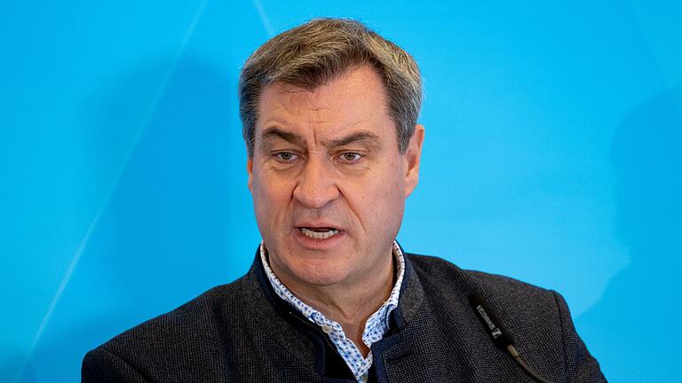 Haushaltsklausur des bayerischen Kabinetts.jpeg       -  Markus Söder (CSU), Ministerpräsident von Bayern, nimmt nach der Haushaltsklausur des bayerischen Kabinetts am Tegernsee an einer Pressekonferenz teil.