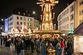 Der Weihnachtsmarkt in Würzburg lockt jedes Jahr viele Menschen an – auch von außerhalb. Und die staunen oft nicht schlecht, wenn um 20.30 Uhr die Lichter ausgehen.