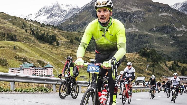 Andreas Singer beim diesjährigen Ötztaler Radmarathon. Andreas Singer beim diesjährigen Ötztaler Radmarathon.