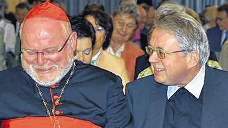 Im Gespräch: Generalvikar Karl Hillenbrand und der Vorsitzende der Deutschen Bischofskonferenz Kardinal Reinhard Marx.