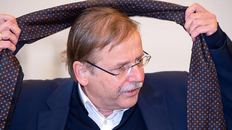 Steht nach dem Urteil des Landgerichts München I vor einer schwierigen Entscheidung: Rainer Koch und der BFV können Türkgücü München nominieren, die Satzung ändern oder Berufung einlegen. Steht nach dem Urteil des Landgerichts München I vor einer schwierigen Entscheidung: Rainer Koch und der BFV können Türkgücü München nominieren, die Satzung ändern oder Berufung einlegen.