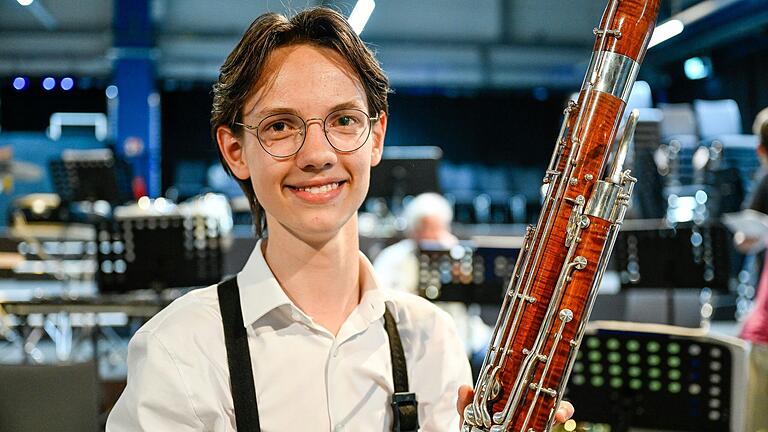 'Wenn er ein Solo spielt, inspiriert mich das.' Kaelan König über sein Vorbild Ivan Gerasimov. 'Wenn er ein Solo spielt, inspiriert mich das.' Kaelan König über sein Vorbild Ivan Gerasimov.
