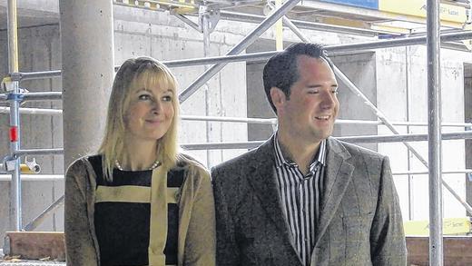 Neue Pächter der Vogelsburg: Anna-Lena und Christoph Tacke aus Eibelstadt.