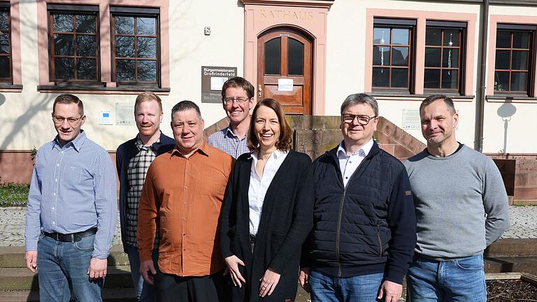 Sie kandidieren (von links): Harald Müller, Stefan Deckert, Ralf Schieß, Sebastian Klötzl, Christina Häusler, Dieter Kuhn und Stefan Dorbath.