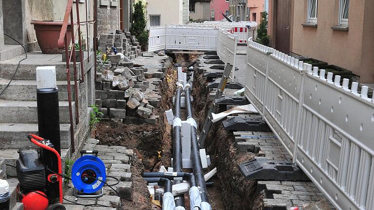 Zuletzt wurde das Netz der Fernwärmeversorgung Ochsenfurt 2013 in der Spitalgasse erweitert.