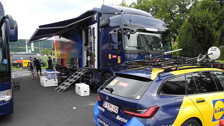 Warum die Deutschland-Tour nach Elfershausen kam       -  Vier der 20 Radsport-Teams, die aktuell an der Deutschland-Tour Teilnehmen, bezogen zu Beginn der Veranstaltung ihr Quartier in Elfershausen im Landkreis Bad Kissingen.