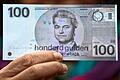 Geert Wilders       -  Hundert-Gulden-Schein mit dem Bild von Geert Wilders. Der Rechtsaußen möchte den Euro in den Niederlanden abschaffen.