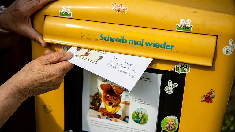 Schreib mal wieder. Zum Beispiel eine Postkarte aus dem Hofheimer Land. Denn die gibt es jetzt ganz neu, aus den Mitgliedsgemeinden und vielleicht auch bald aus jedem einzelnen Ort. (Symbolfoto)