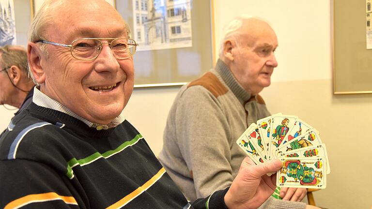 Rudolf Rahner bekam ein perfektes Solo-Blatt auf die Hand. Rudolf Rahner bekam ein perfektes Solo-Blatt auf die Hand.