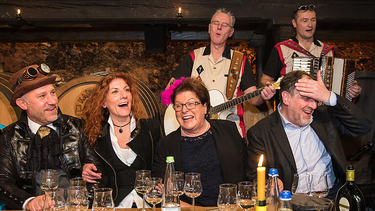 Närrische Weinprobe 2019       -  Impressionen von der Närrischen Weinprobe 2019 im Hofkeller in Würzburg.