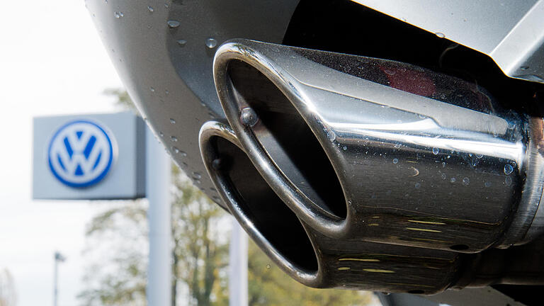 VW-Skandal: Klagen jetzt auch in Mainfranken       -  Volkswagen, Europas größter Autobauer, bekommt die Folgen des Abgasskandals nun auch in Mainfranken zu spüren.