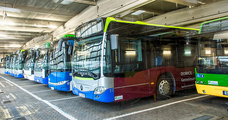 Die Stadtbusflotte der Stadtwerke wird auch in den nächsten Jahren zunächst keine Elektrobusse haben, da diese im Moment aus Sicht der Stadtwerke noch nicht wirtschaftlich sind.