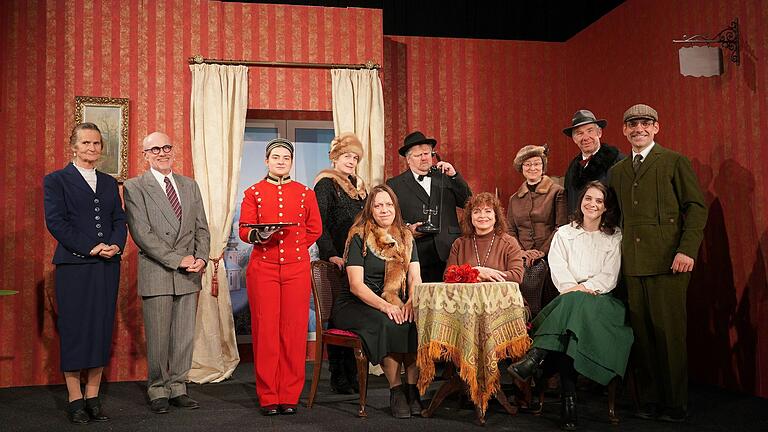 Die Theatergruppe der Dompfarrei Würzburg probt aktuell für „Drei Männer im Schnee“. Die Theatergruppe der Dompfarrei Würzburg probt aktuell für „Drei Männer im Schnee“.